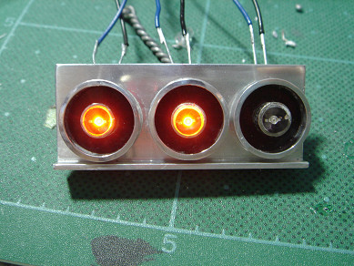 knight104.jpg(57439 byte)