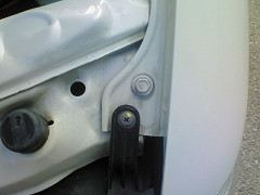 ex26-04.jpg(12961 byte)