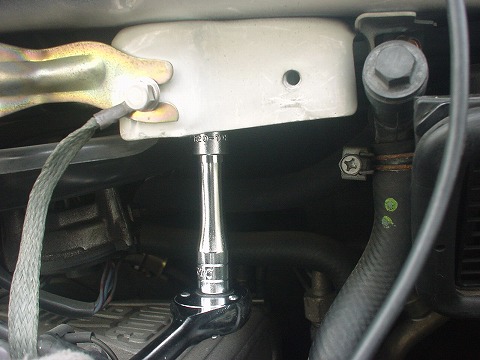 maint10-09.jpg(48772 byte)