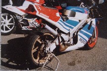 nsr250.jpg(17127 byte)