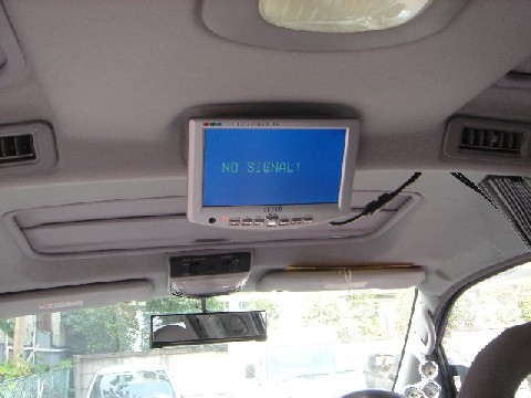 room212.jpg(41516 byte)